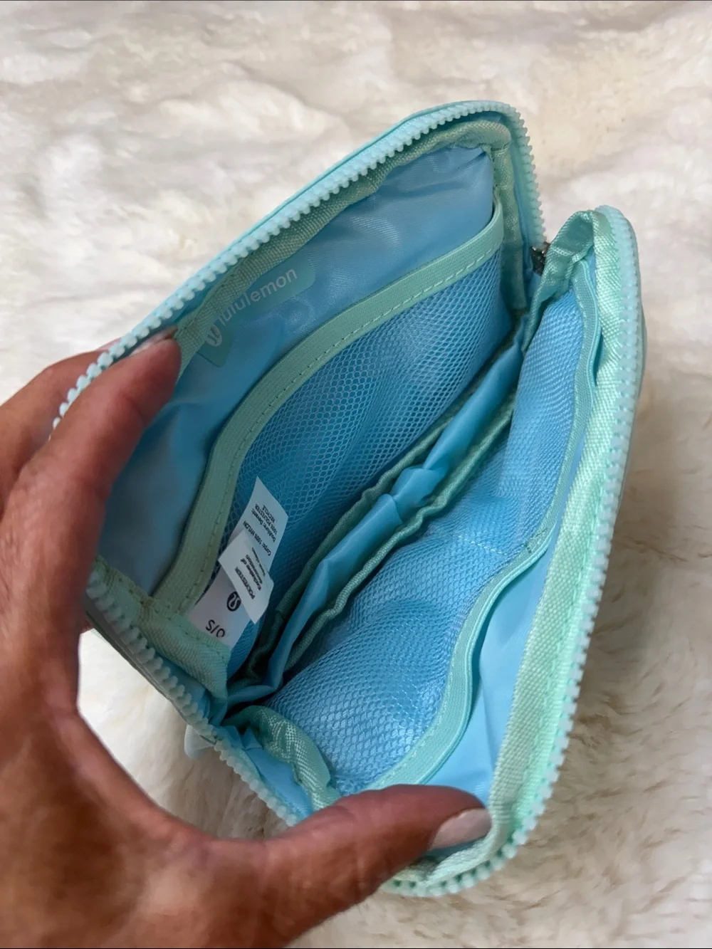 lululemon athletica Mint Everywhere Belt Bag